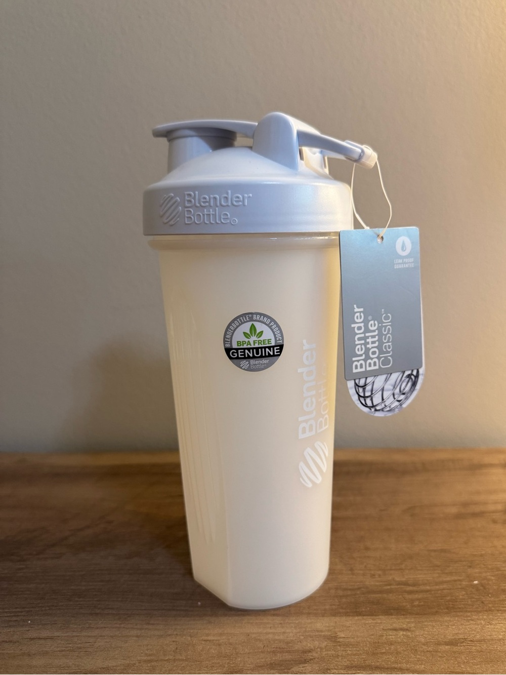 NWT Blender Bottle Classic Shaker Cup